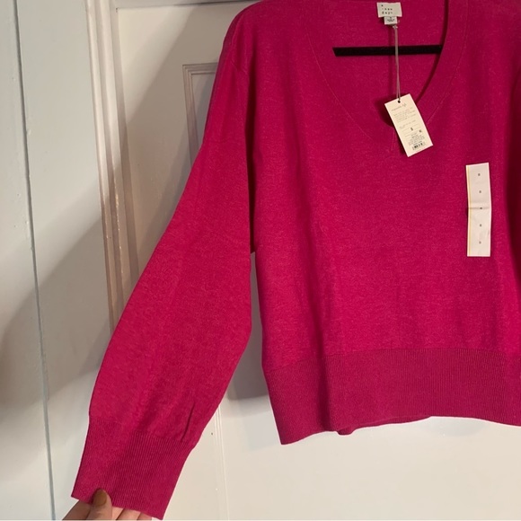 Nwt a new day Pink Long Sleeve Sweater V Neck Size Small Not heavy lighter - Picture 3 of 6